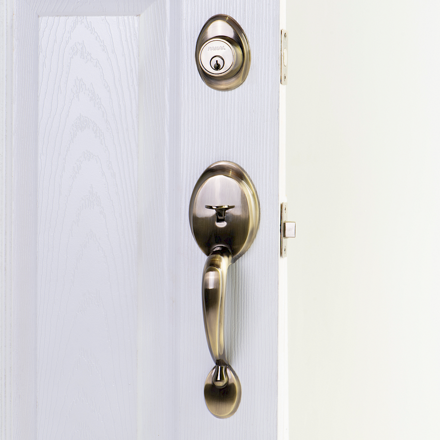 Gatillo Versalles Cilindro Doble · Latón Antiguo