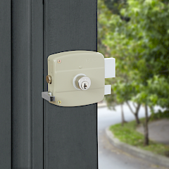 Cerradura de Sobreponer 101 Sencilla Derecha · Cilindro Suelto · Beige